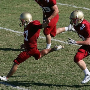 官方娱乐平台-当尤文图斯为德布劳内起立鼓掌，败北之夜的英雄叙事与体育真谛，败北者的致敬，尤文掌声献给德布劳内与体育精神的胜利